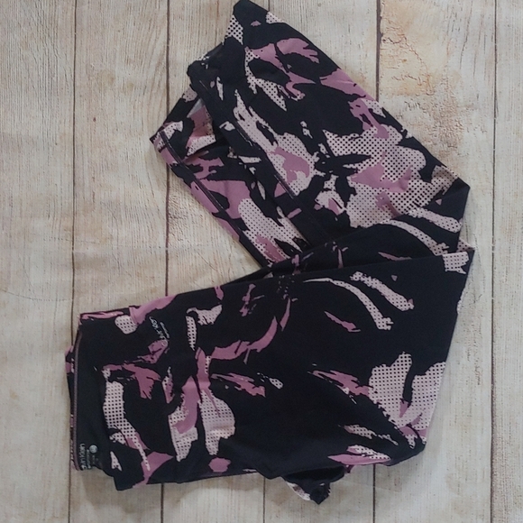 💎 CALVIN KLEIN CROPPED LEGGINGS MEDIUM - Picture 1 of 7